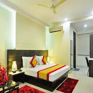 Hotel Sky Rich International - 05 Mins From Karol Bagh Metro Station
